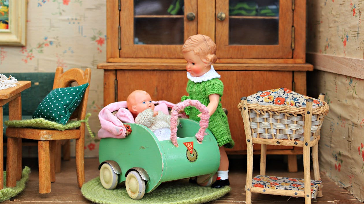 Rotate and Rejuvenate: How a Toy Rotation System Can Spark New Interest in Old Toys