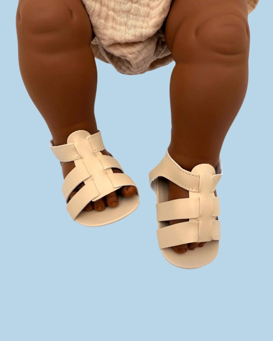 Back-to-school doll wardrobe essentials