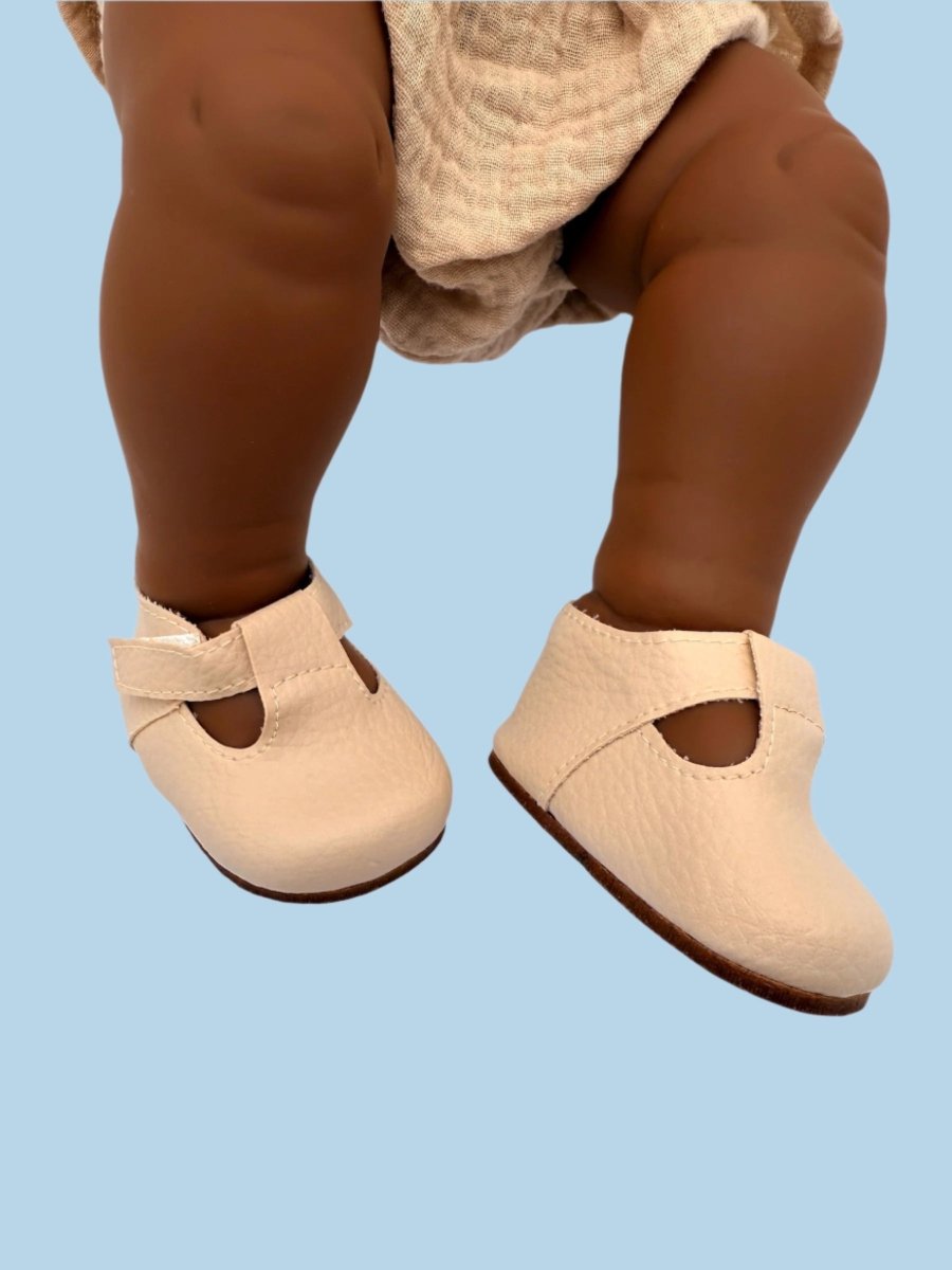 Twill doll clothes with durable construction
