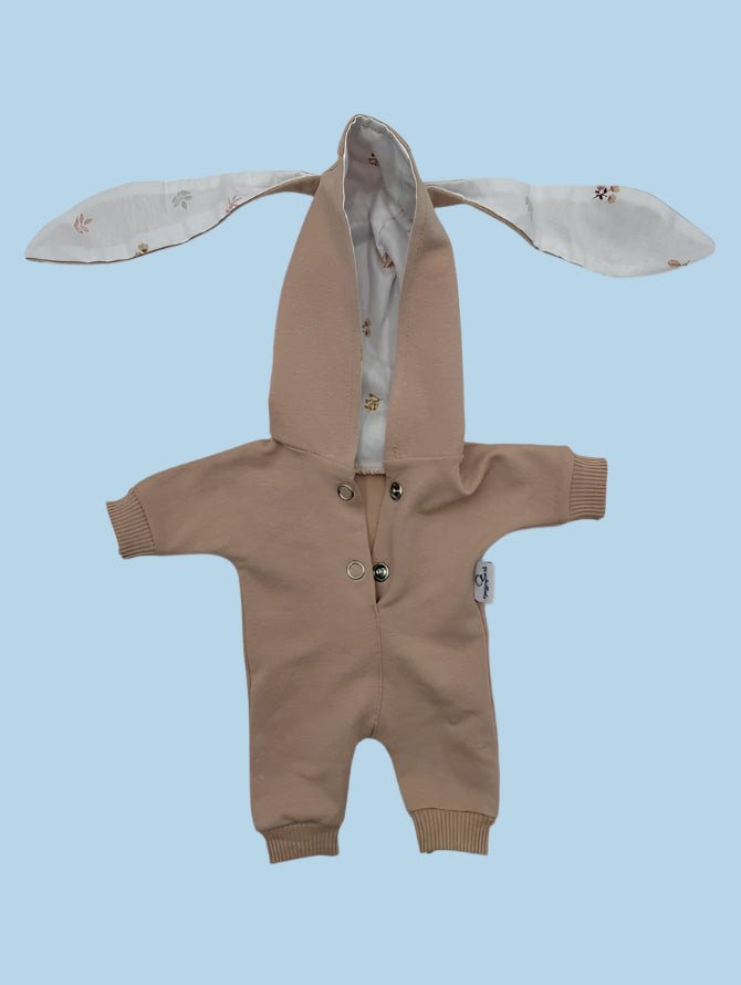 Waldorf-inspired dolls clothes in natural dyes