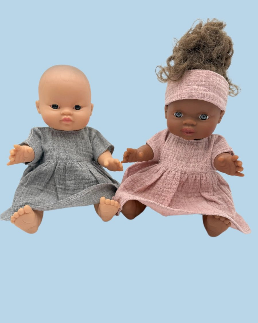 Colorful bratz doll clothes fashion collection