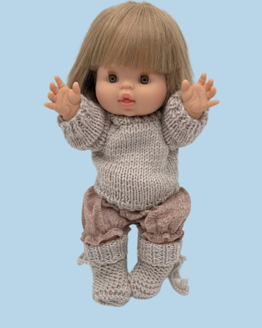 Baby doll shoes in beige