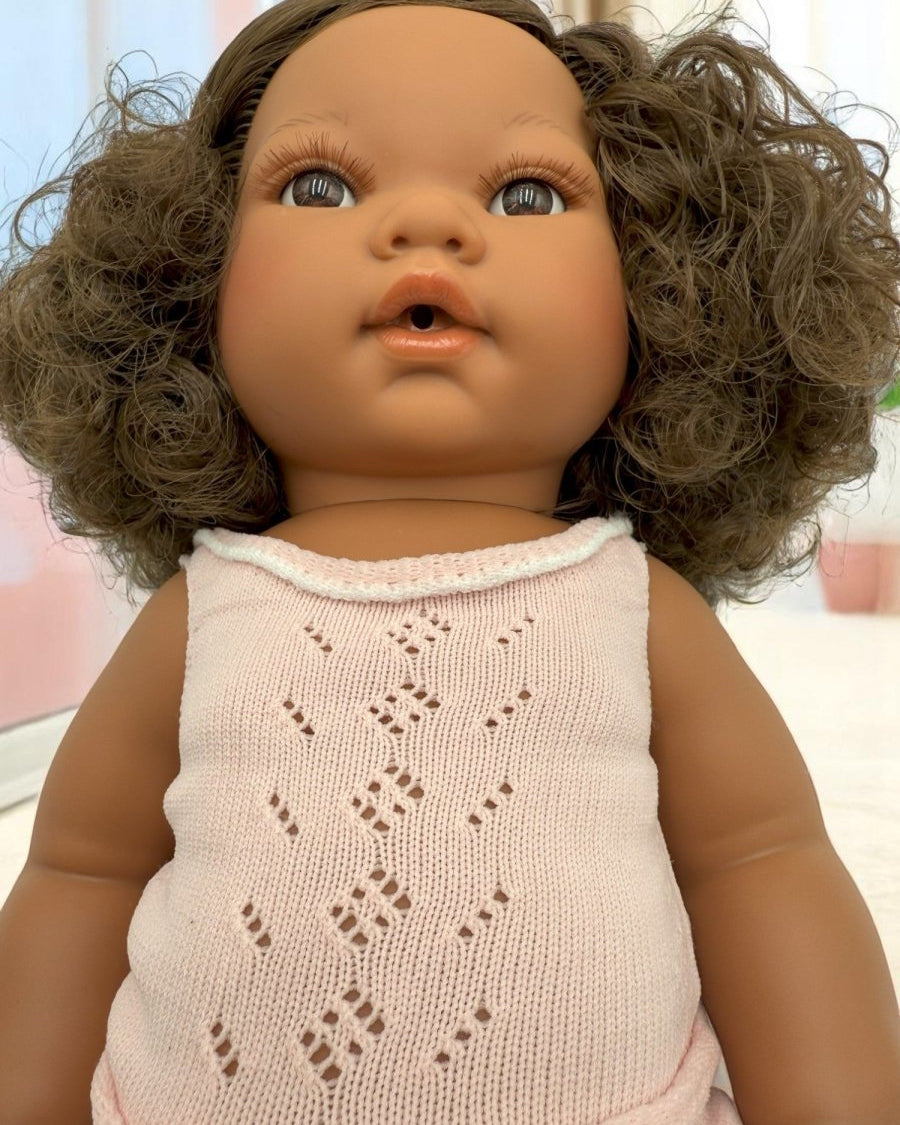 Realistic doll Havana with bouncy curly hair and beautiful complexion for toddlers multicultural play