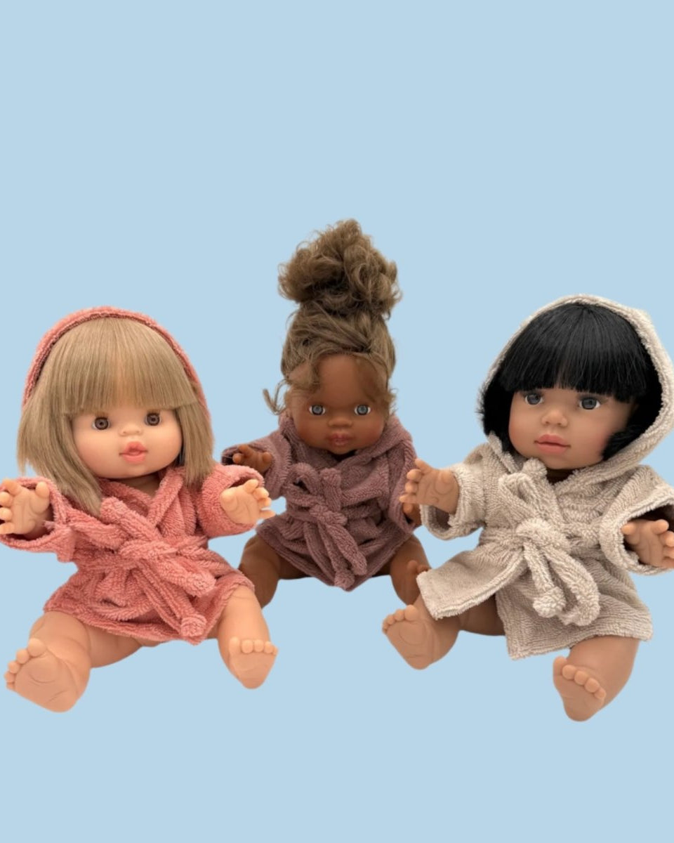 Baby doll fashion for educational play scenarios