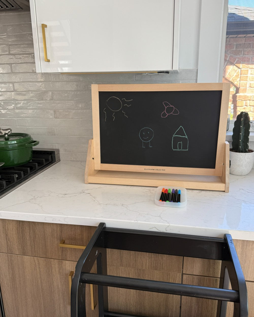 Kitchen Tabletop Easel