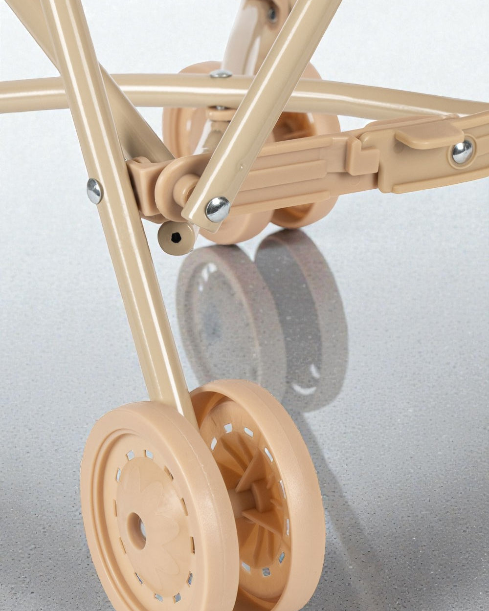 Mirage collection stroller showing cream fabric with botanical tulip design ages 3 plus