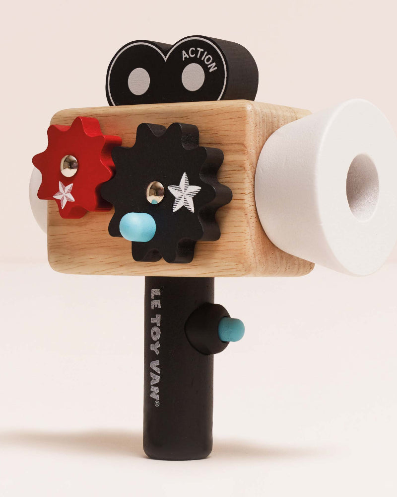 Retro-style toy camera with kaleidoscopic viewfinder for children