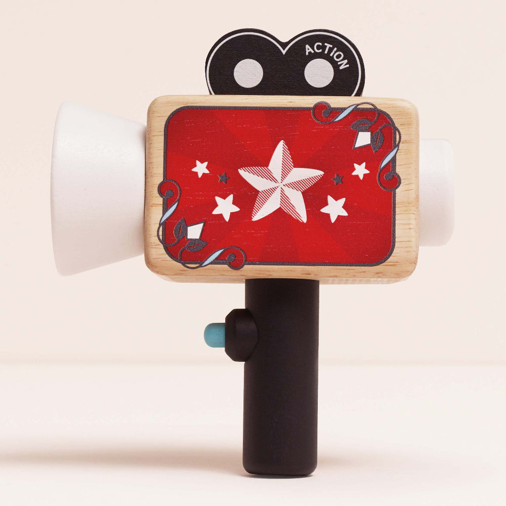 Vintage-inspired Le Toy Van camera perfect for imaginative storytelling