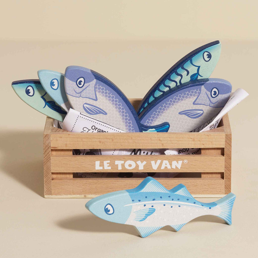 Le Toy Van wooden fish crate with multiple seafood pieces for market pretend play