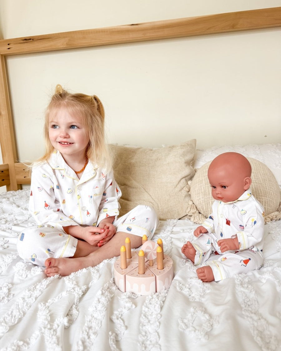 Casual everyday clothes 18 inch dolls wardrobe