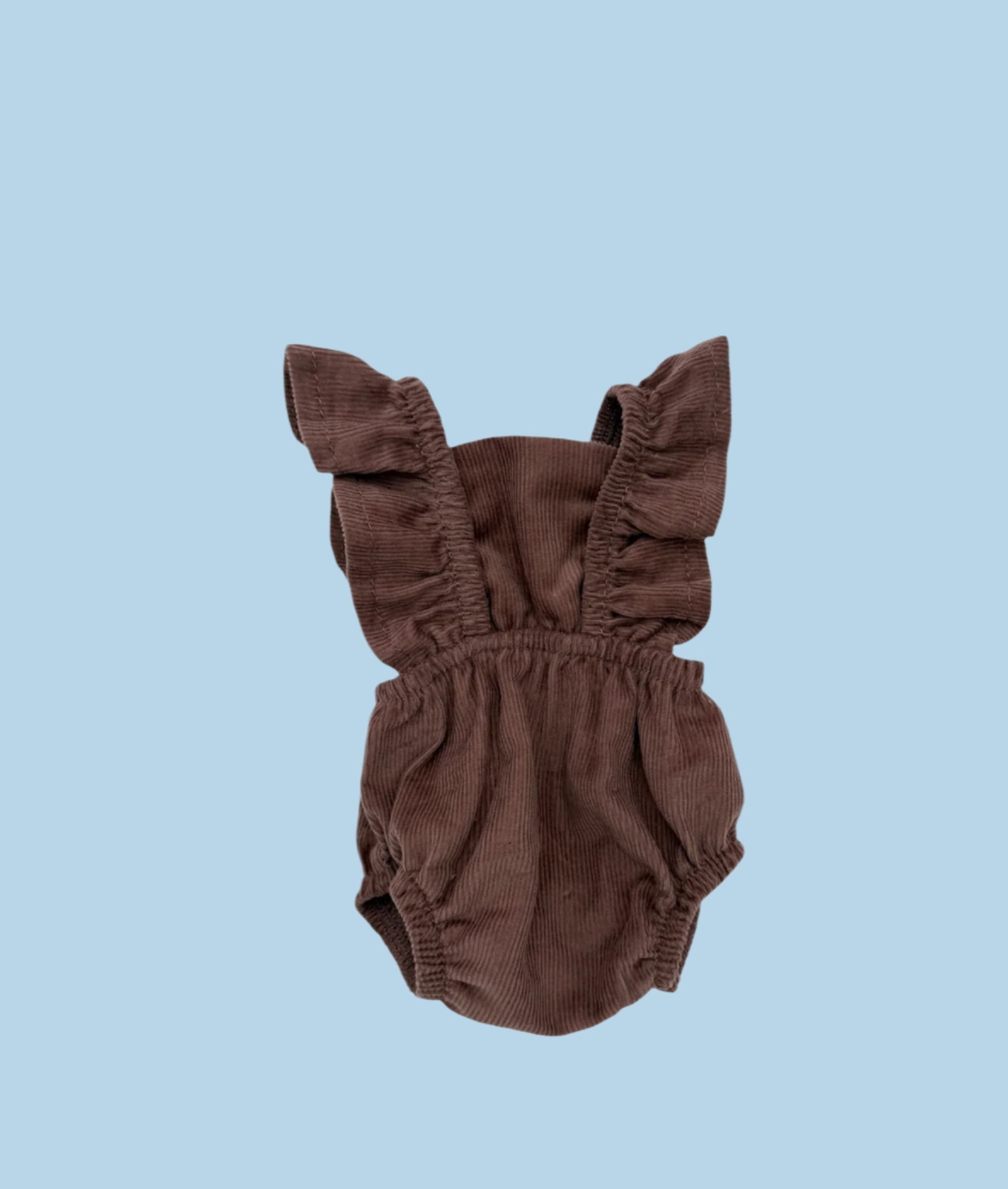 Doll outfit with decorative pintuck pleating