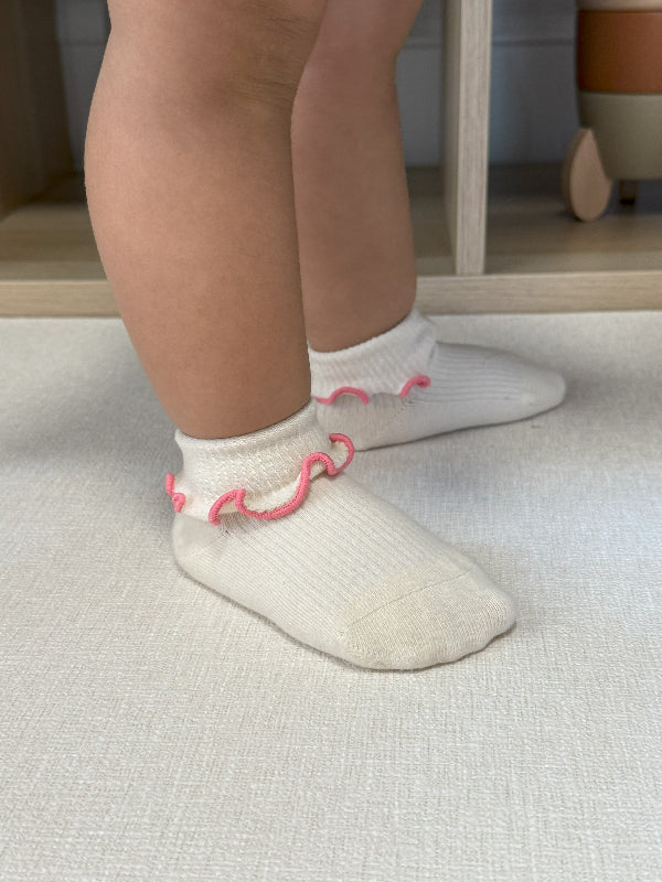 Seamless toe construction detail in premium cotton blend toddler socks