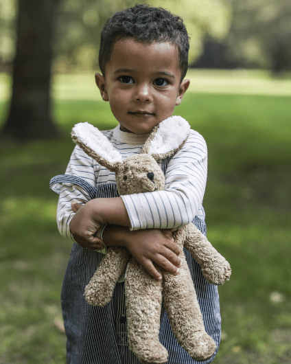 Child's first companion: Senger Naturwelt organic beige rabbit plush toy