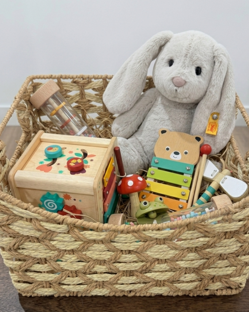 Steiff_Easter_Bunny_Basket