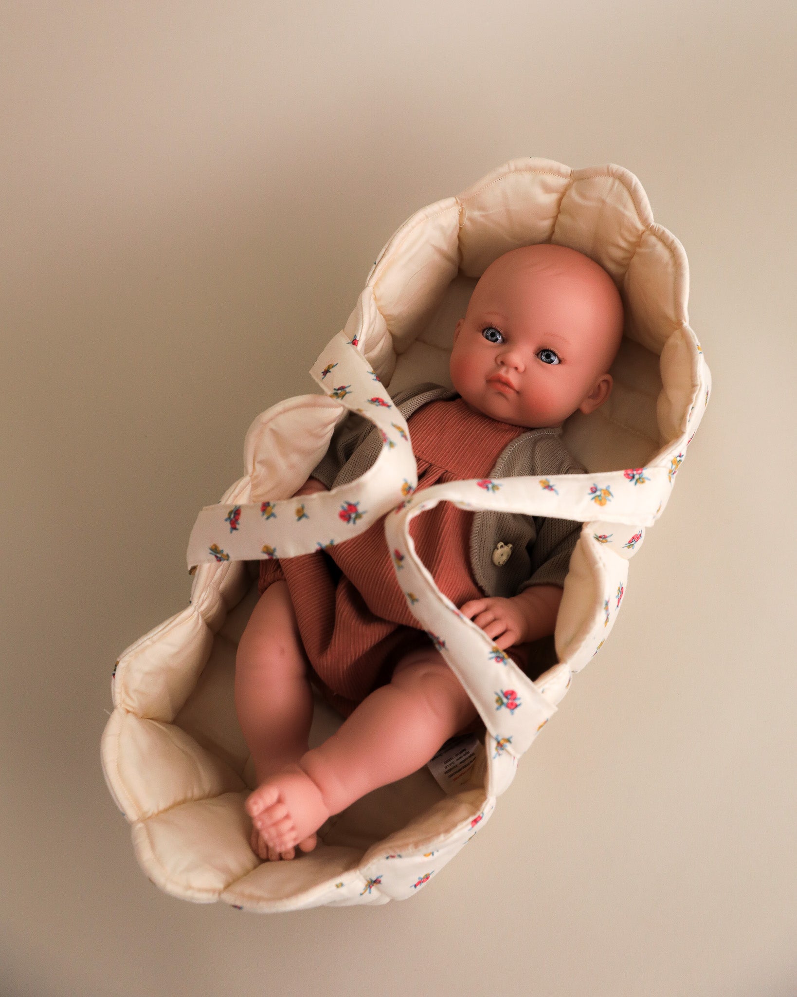 doll basket, doll lift, doll accessories