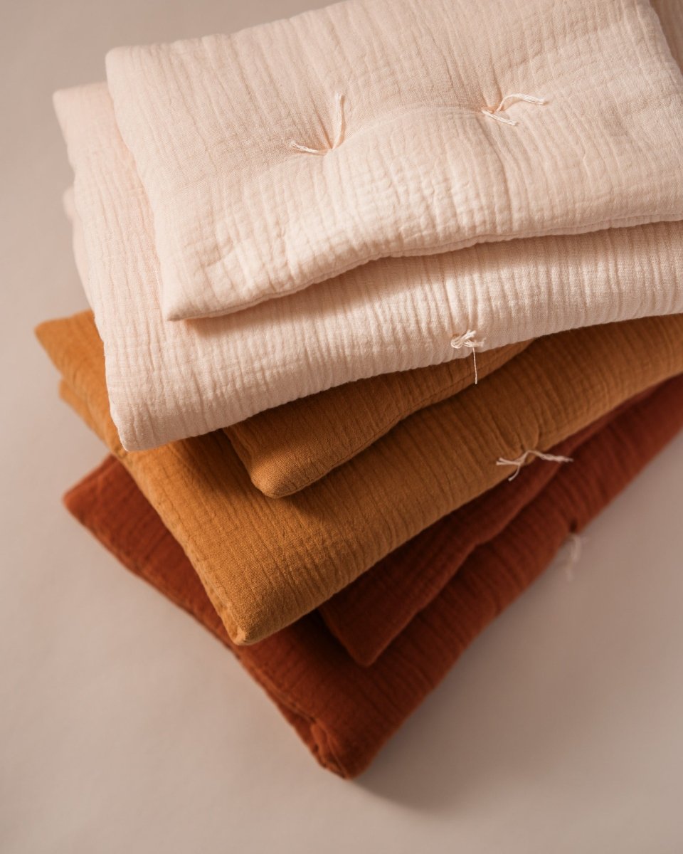 Doll accessories set including soft bedding for immersive playroom experiences