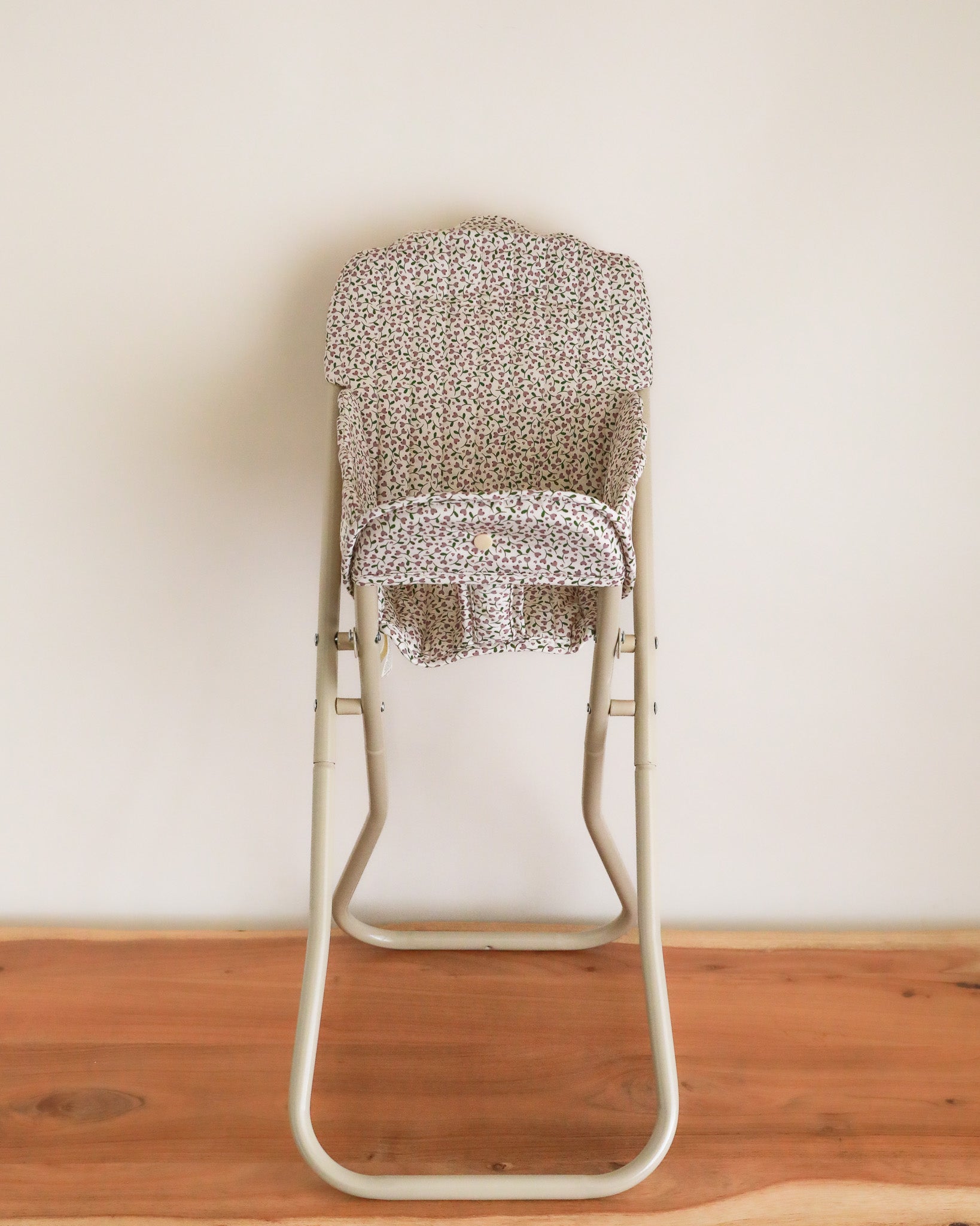 Doll High Chair - Milk Tank