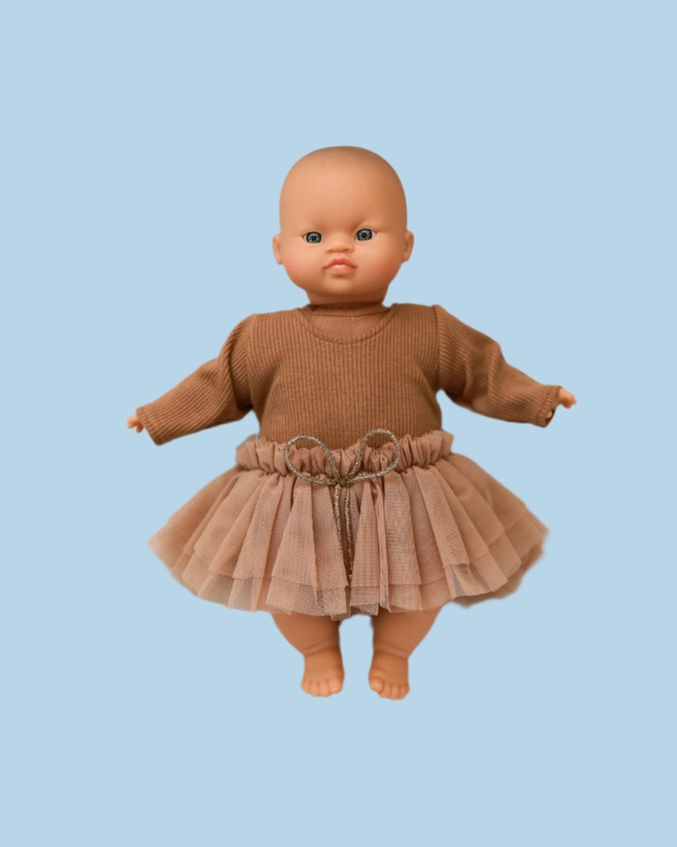 Dutch traditional doll clothes with iconic elements