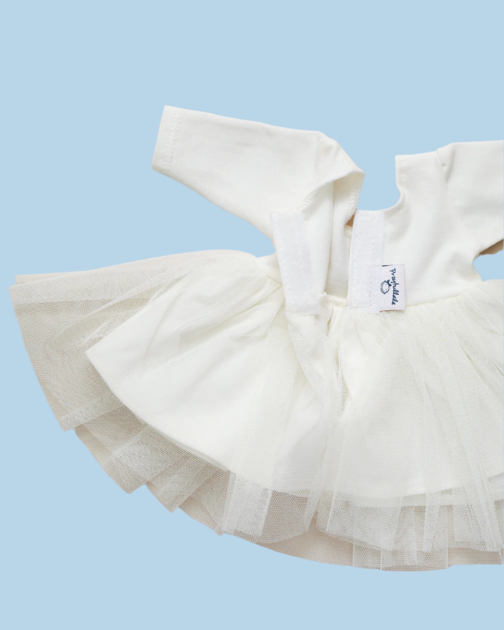 Doll clothing with meticulous blind hemstitching