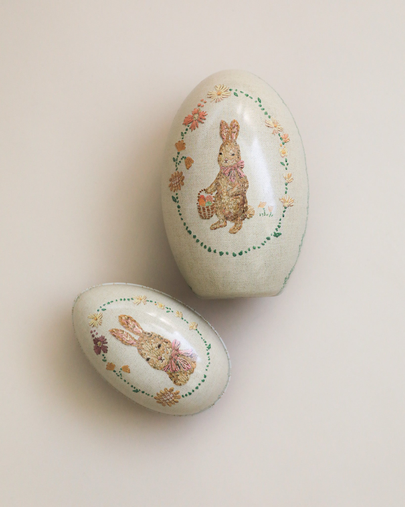 Maileg, Maileg egg, Easter egg, Fillable egg, Metal Egg, Easter Toys, Easter Egg Hunt