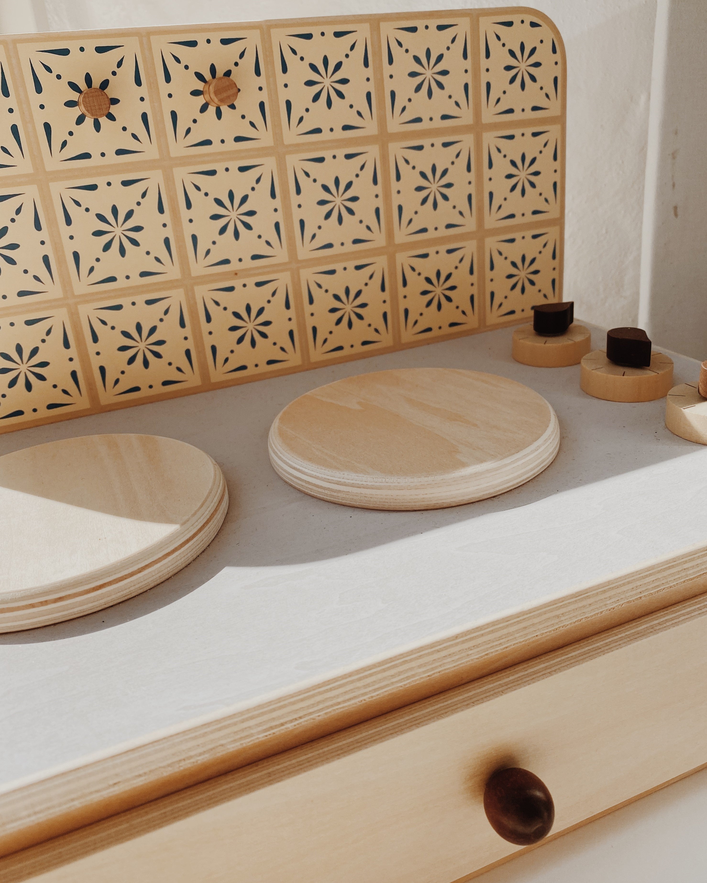 Wooden Play Kitchen Cooktop