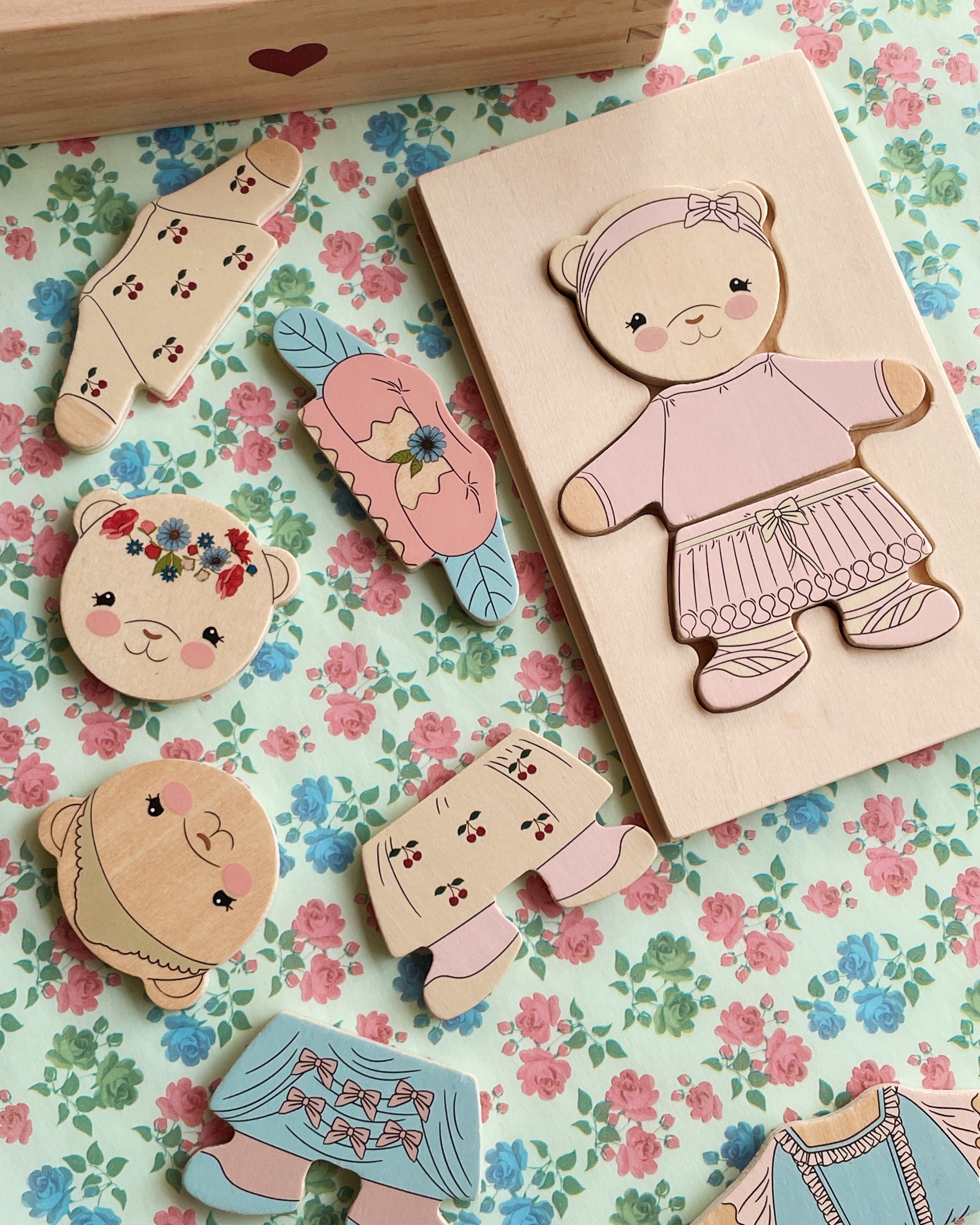 Wooden Teddy Dress-up Puzzle