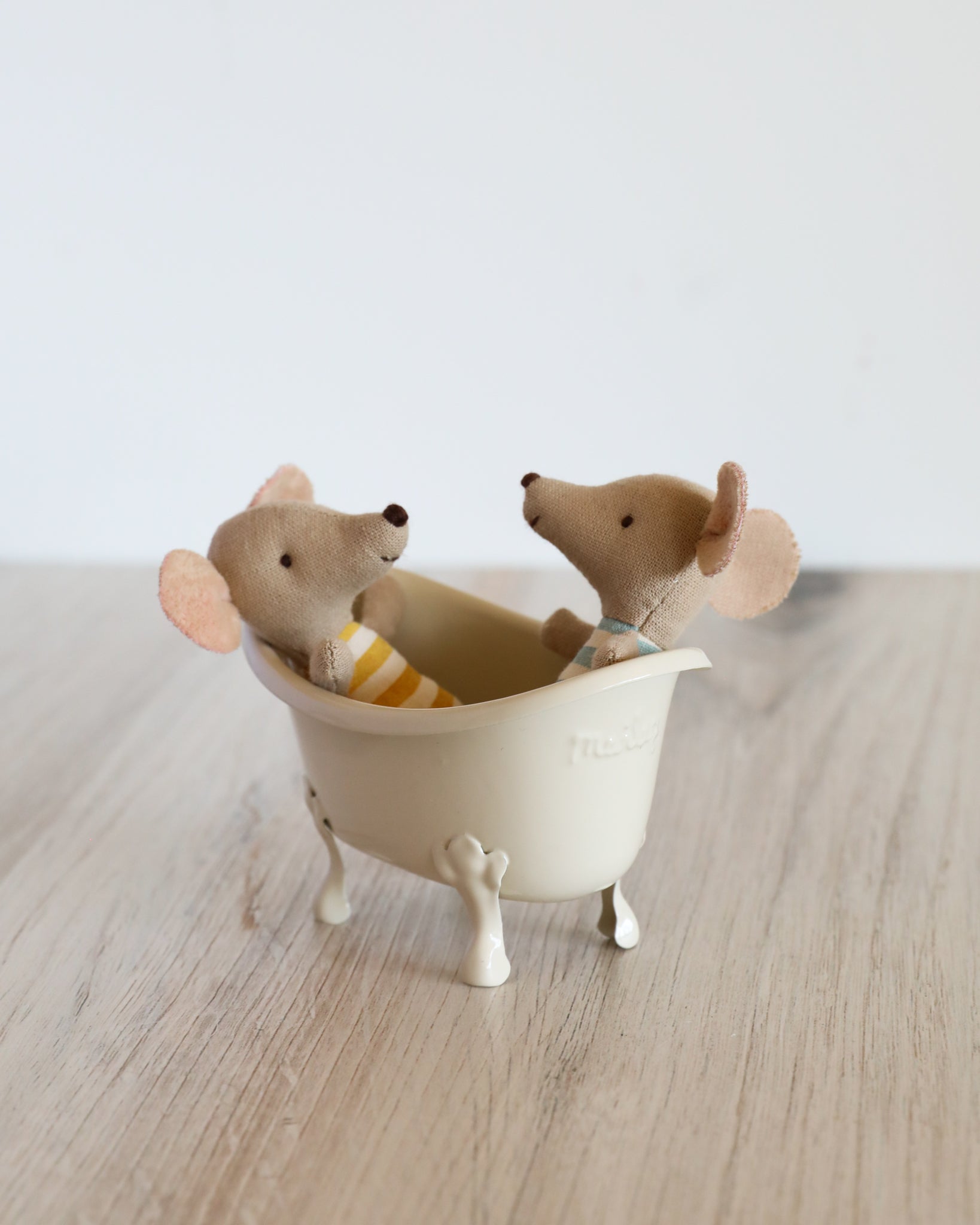 Maileg | Miniature Bathtub