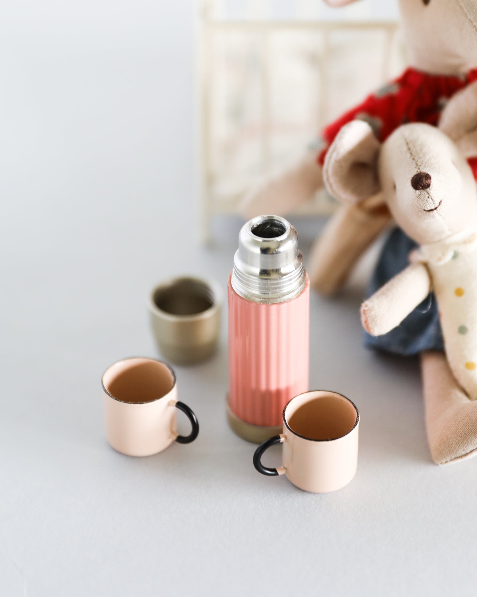 Maileg | Thermos and Cups - Soft Coral