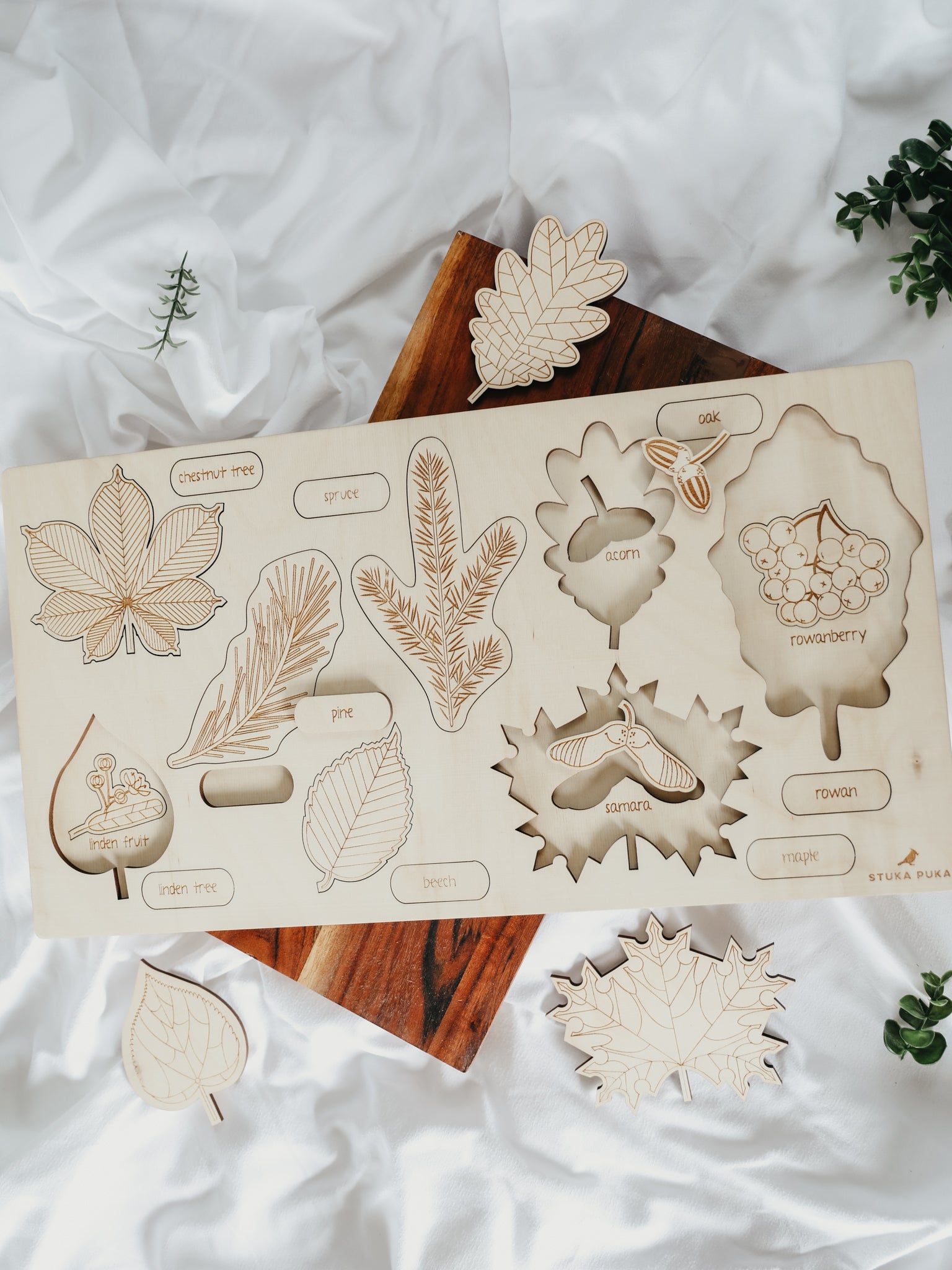 Leaf Wooden Puzzle (24 elements)