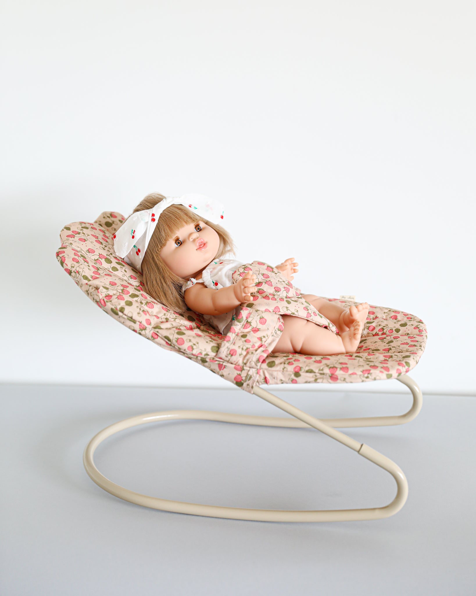 Baby Doll Bouncer - Strawberry Fields