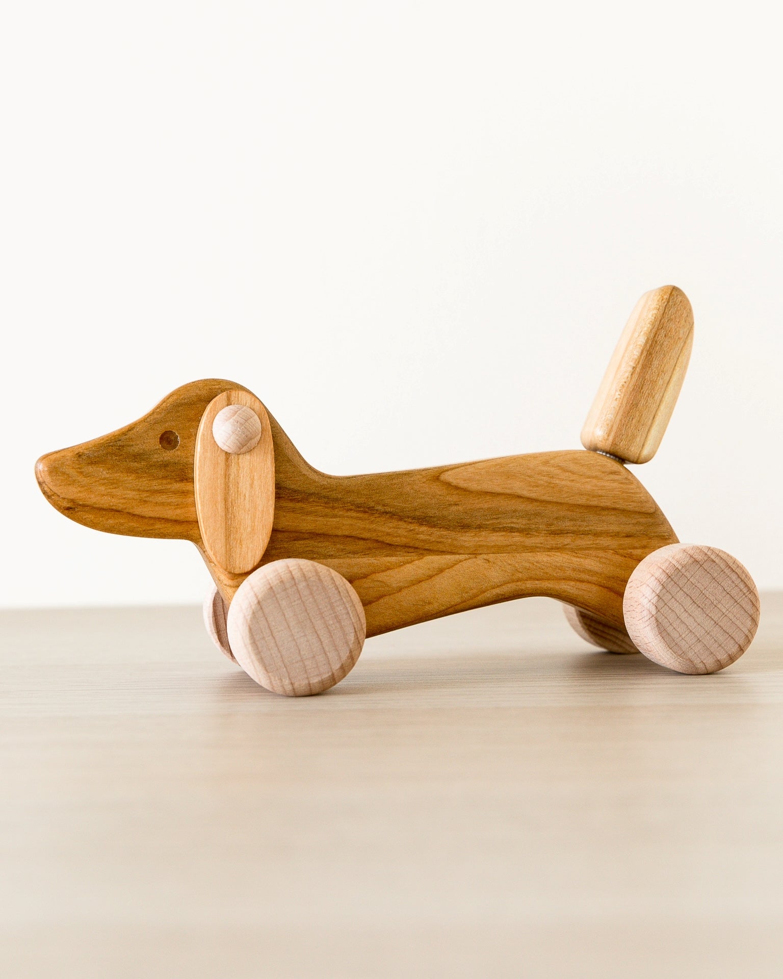 BAJO | Dachshund Puppy Wooden Push Toy