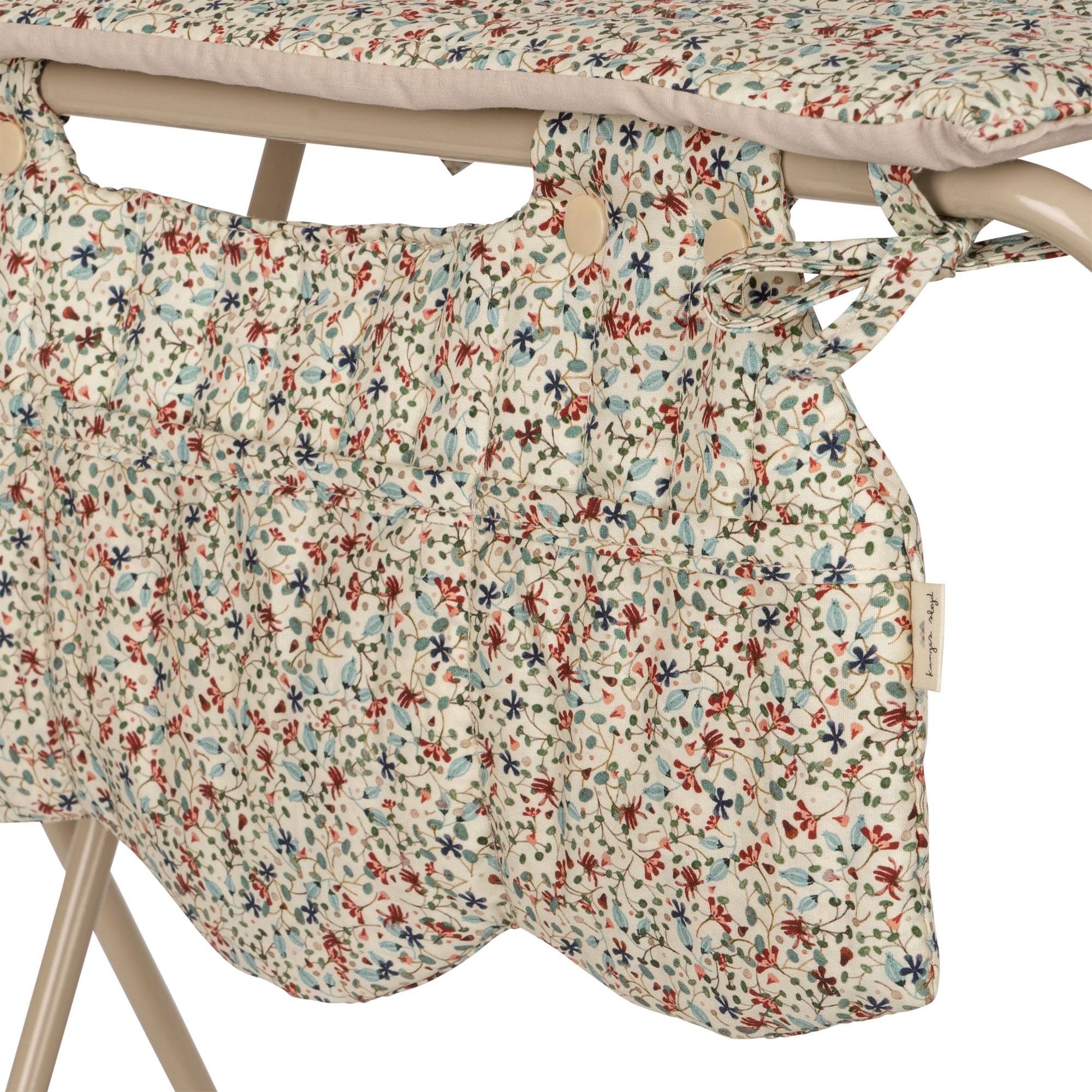 Doll Changing Table - Louloudi
