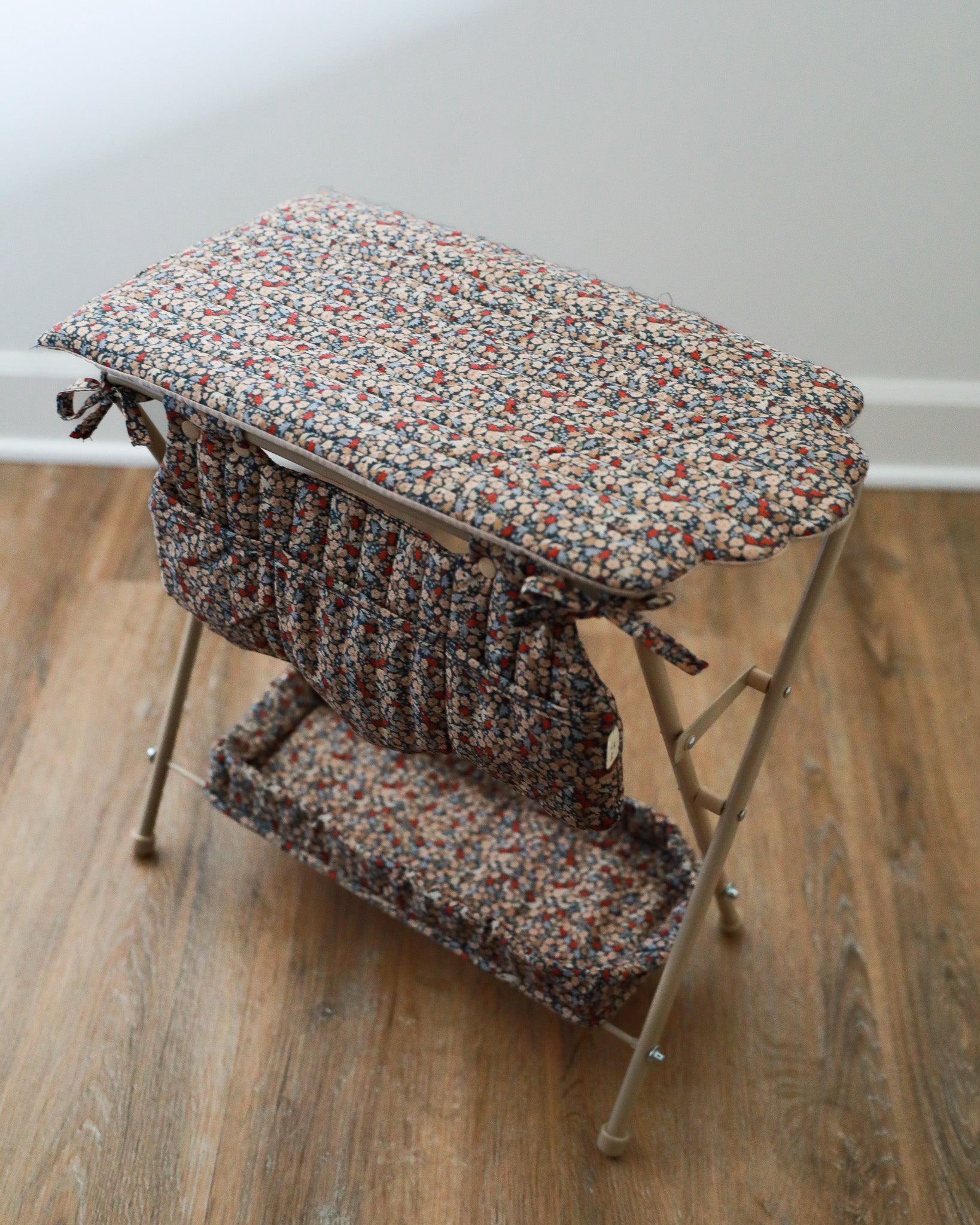 Doll Changing Table - Toulouse