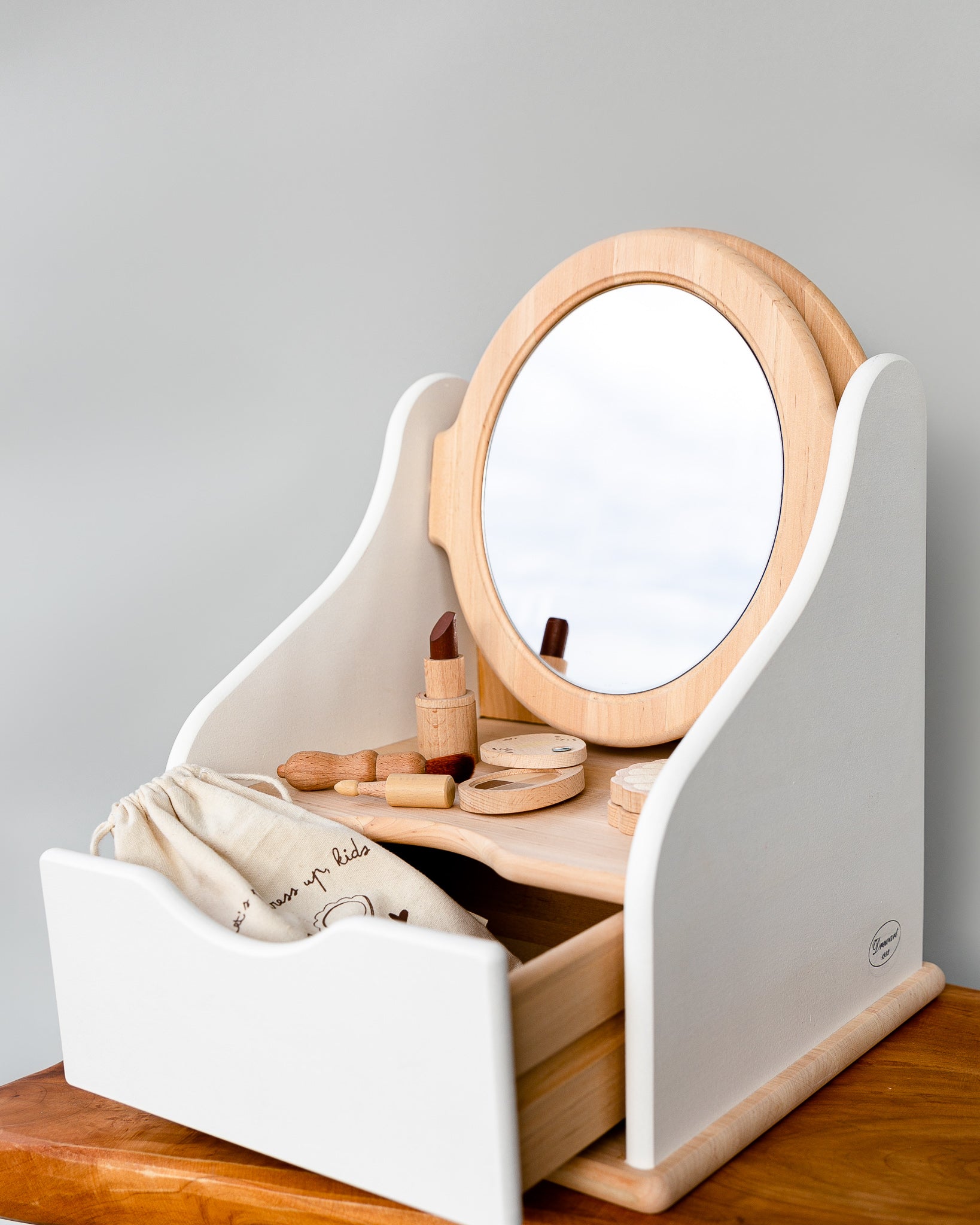 Wooden Toy Vanity Table - White