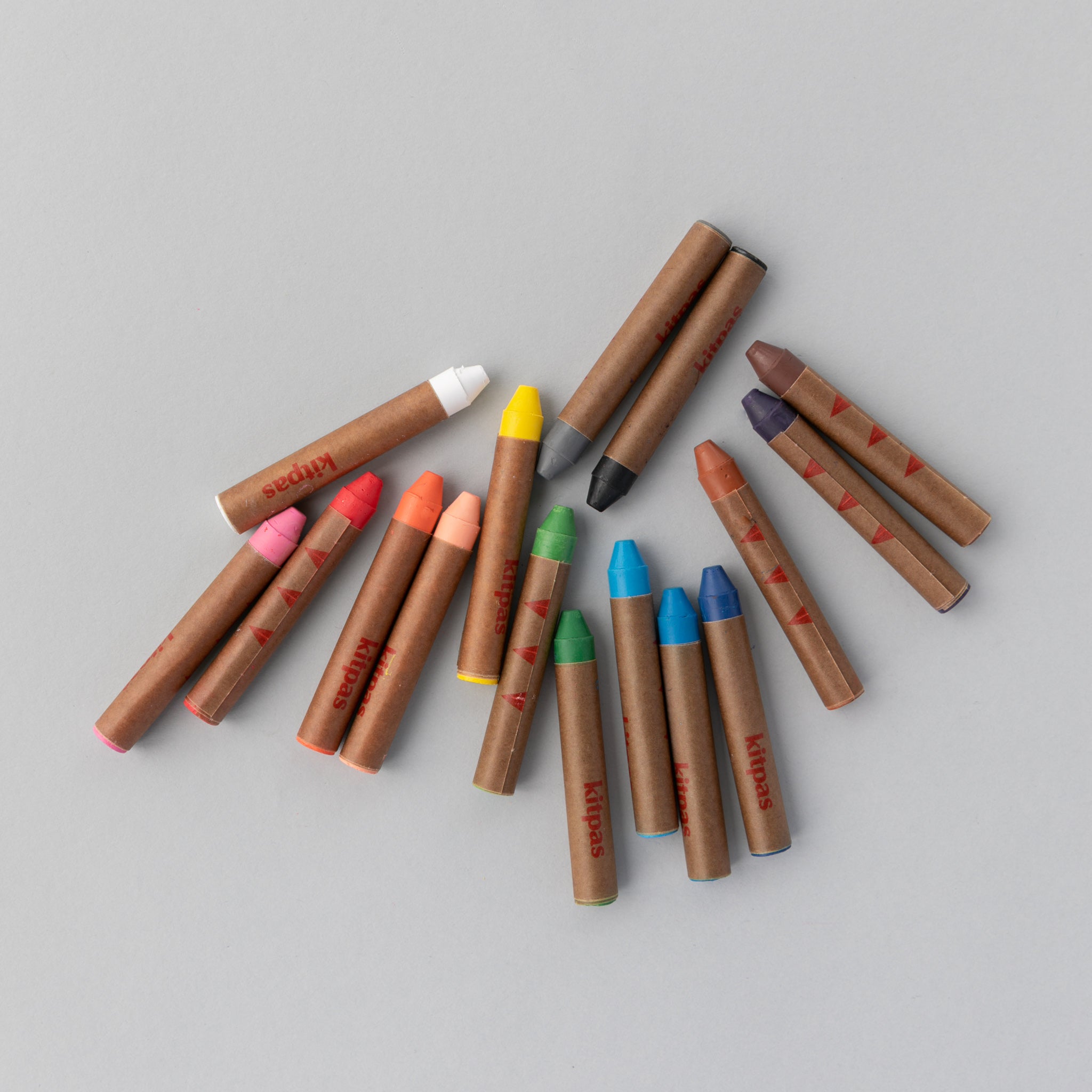 Kitpas Medium Art Stick Crayons - 16 colors