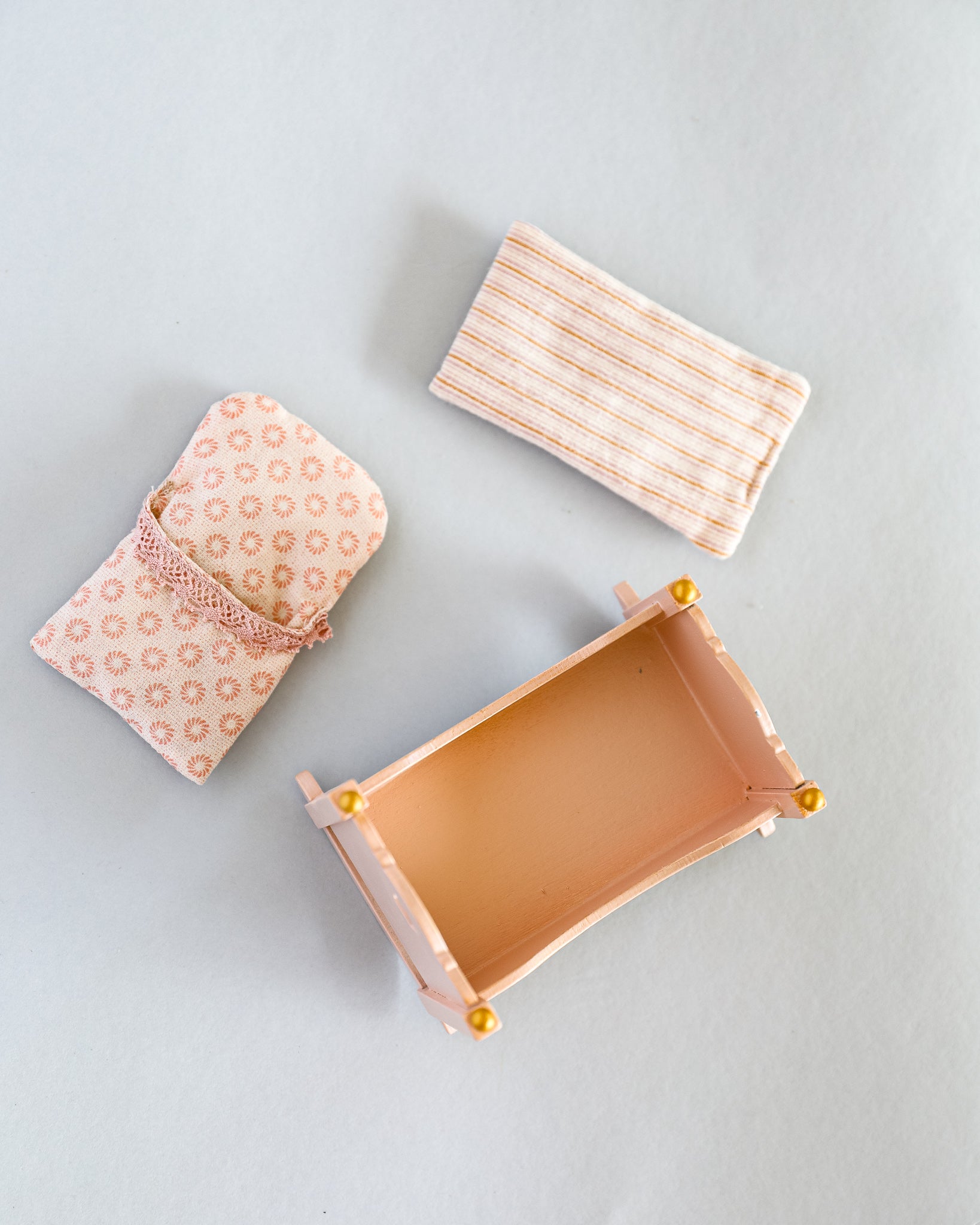 Maileg | Miniature Cradle, Baby Mouse - Rose