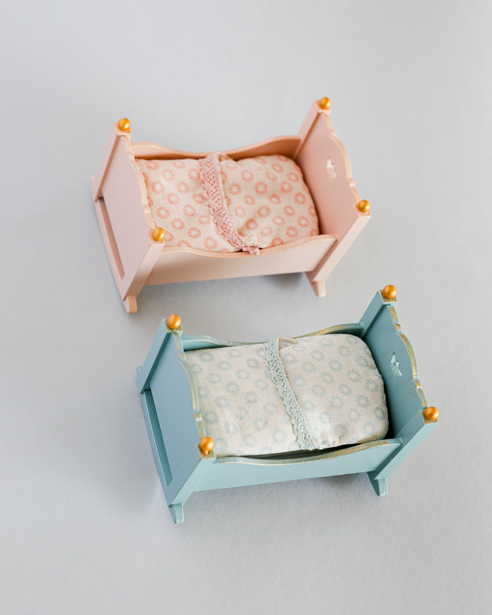 Maileg | Miniature Cradle, Baby Mouse - Rose