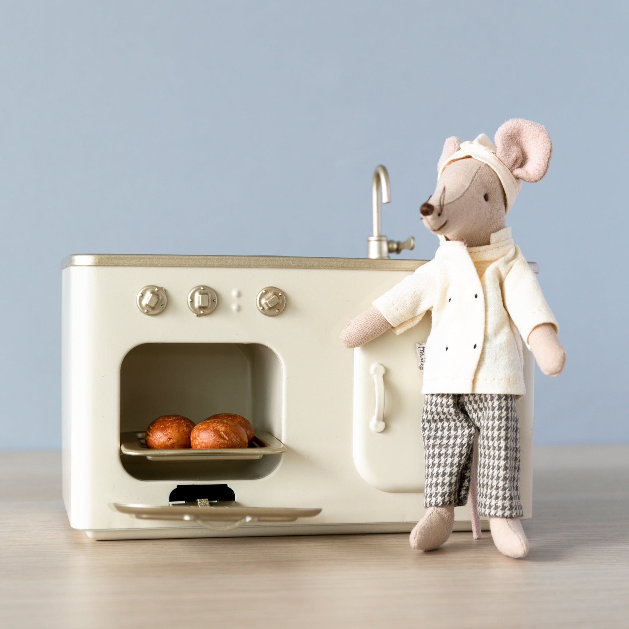 Maileg Miniature Kitchen