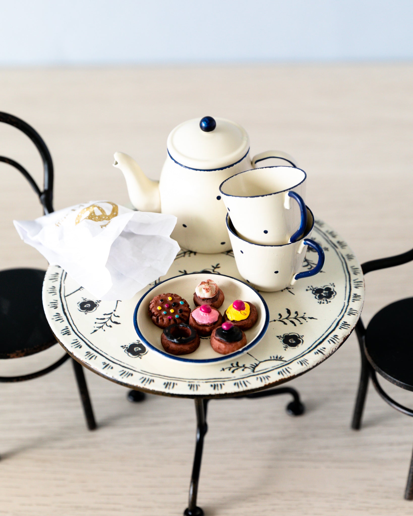 Maileg | Tea and Biscuits for Two