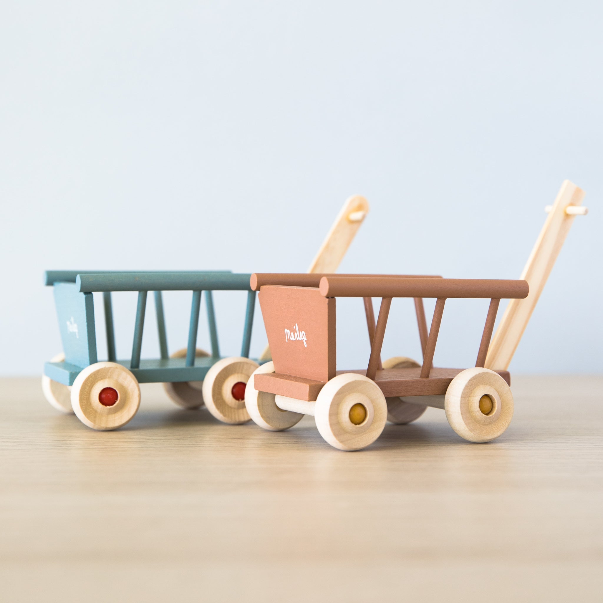 Maileg Wagon
