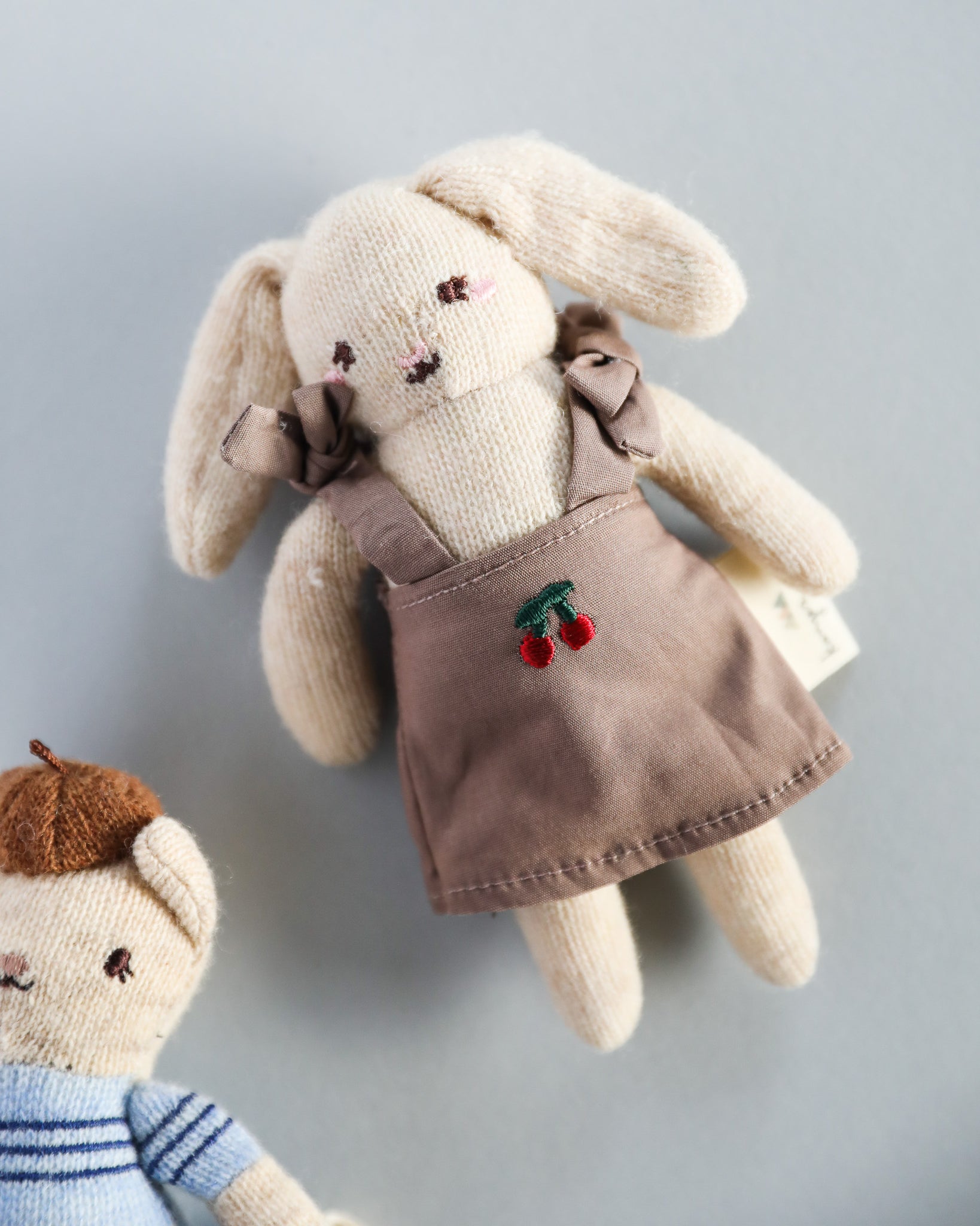 Mini Hand-Knit Kitty Friends (Pack of 2)