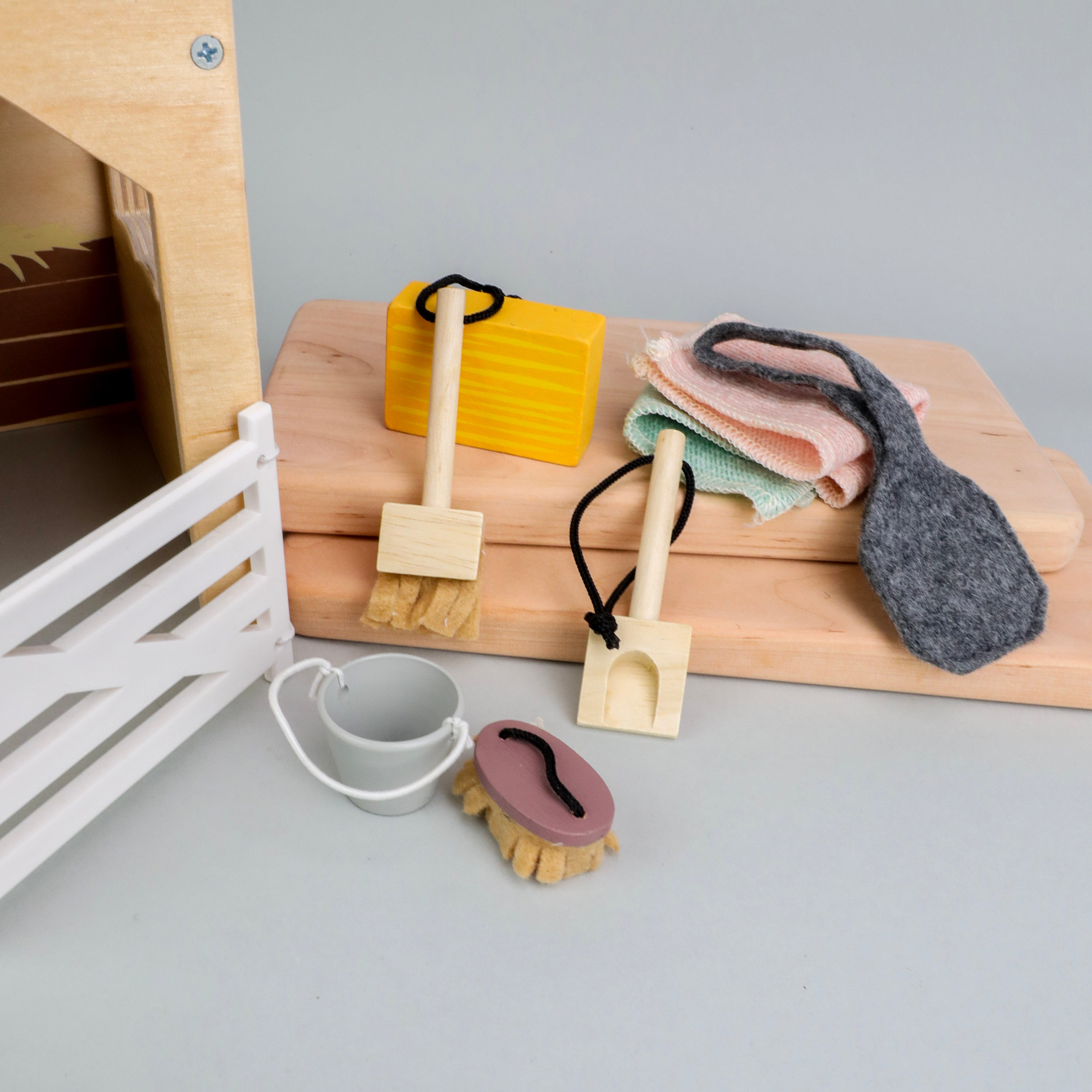 Pony Stable Play Set