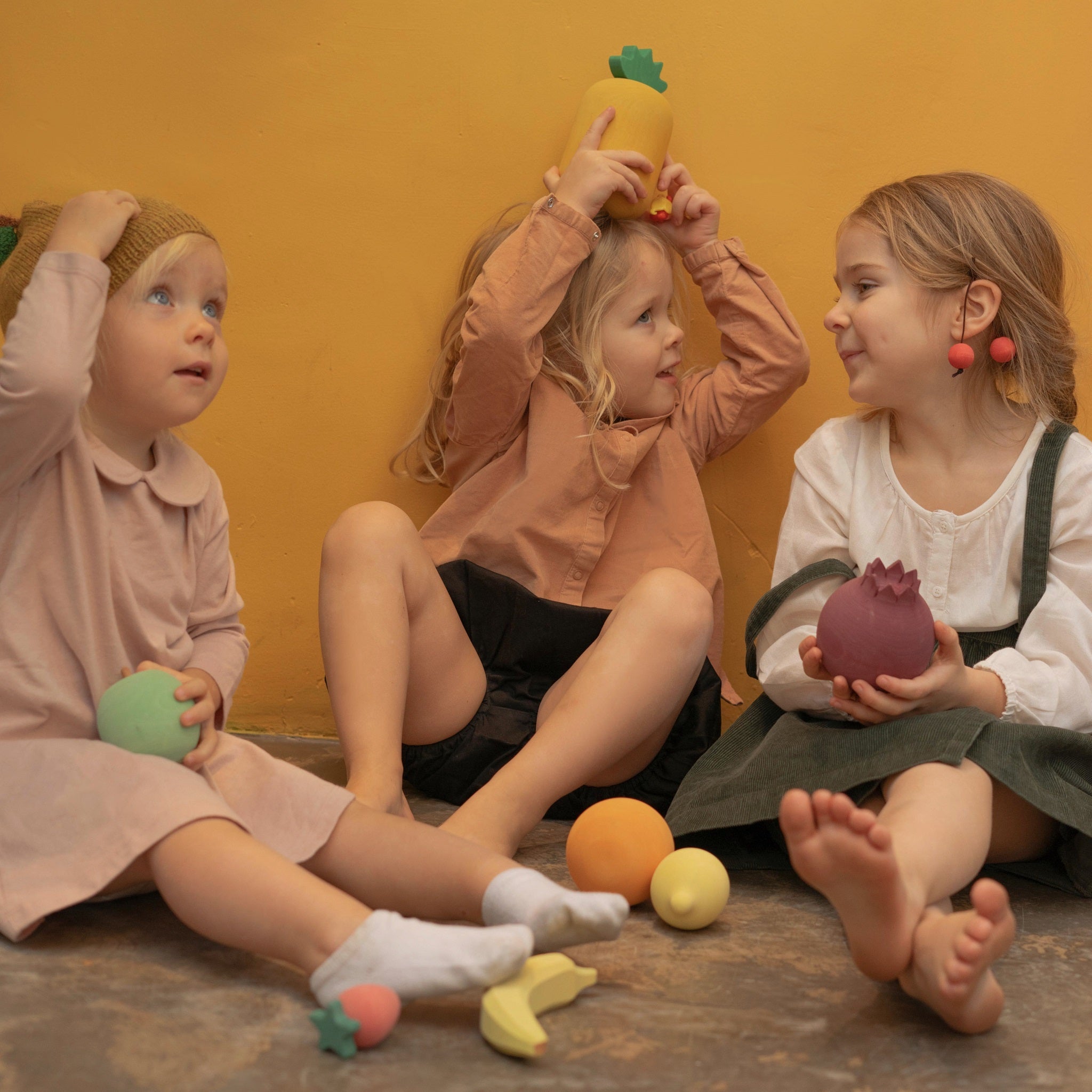 Raduga Grez | Handmade Wooden Fruits (set of 9)