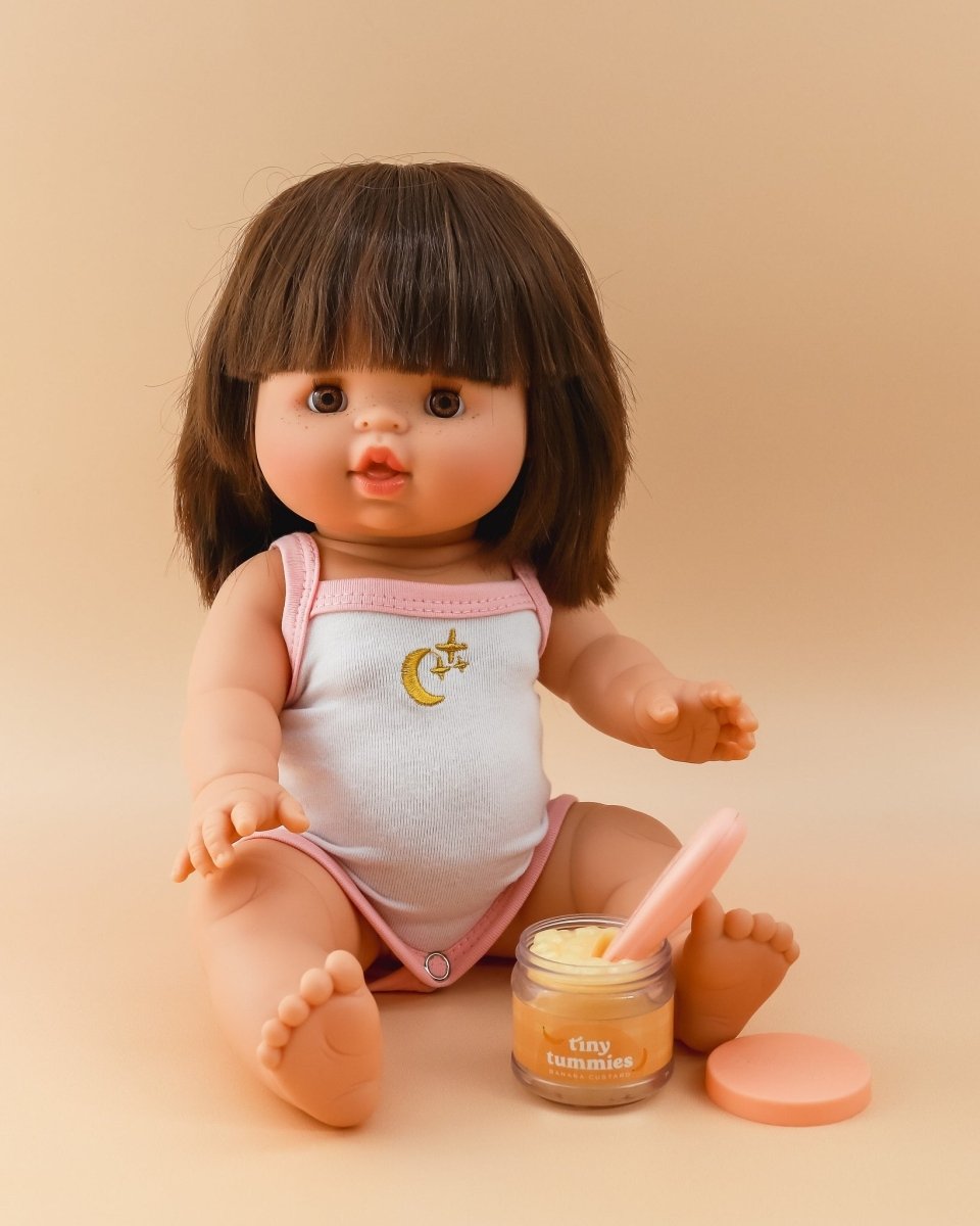 Tiny Harlow banana custard doll food expanding play kitchen possibilities