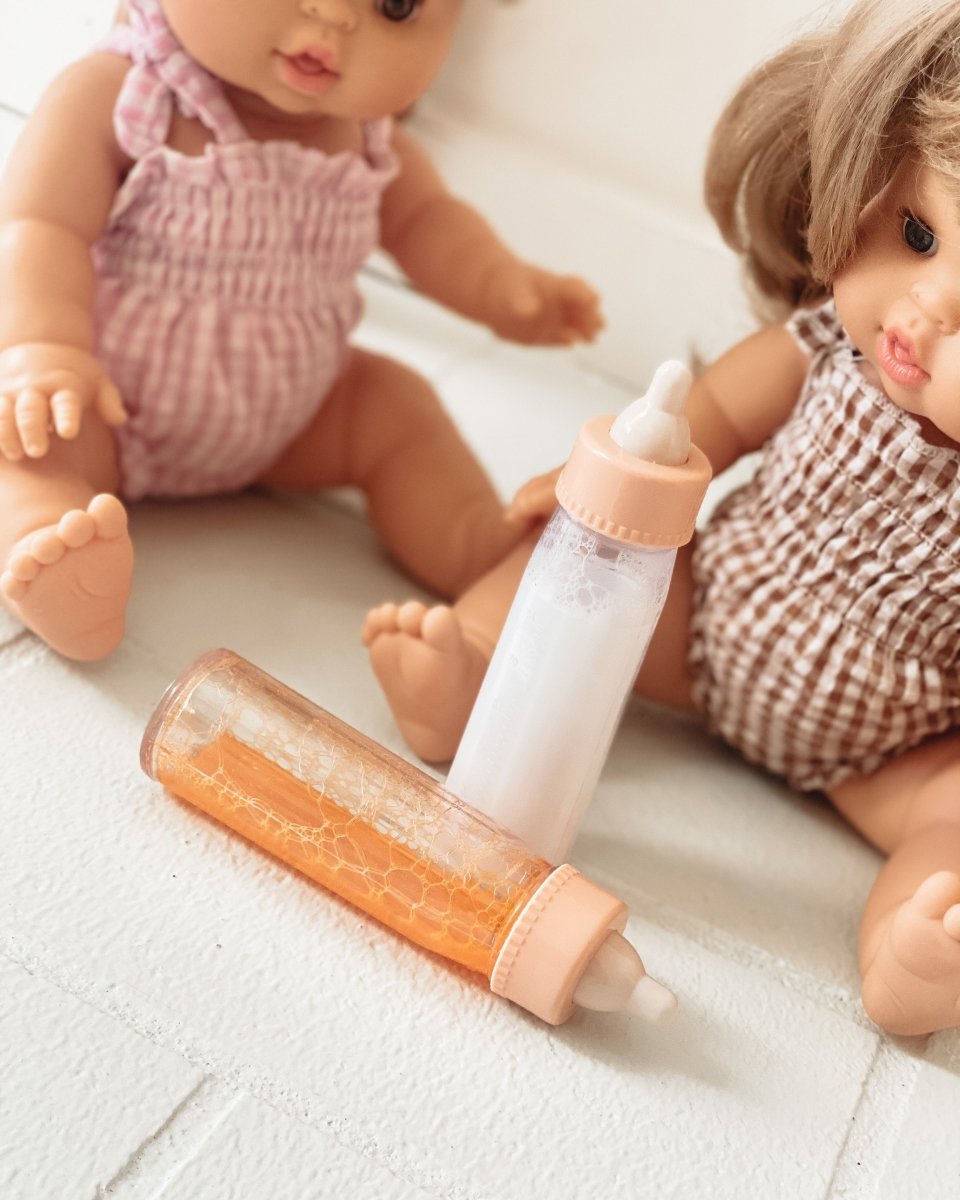 Detailed play kitchen food with Tiny Harlow Magic Milk and Juice Doll Bottle Set