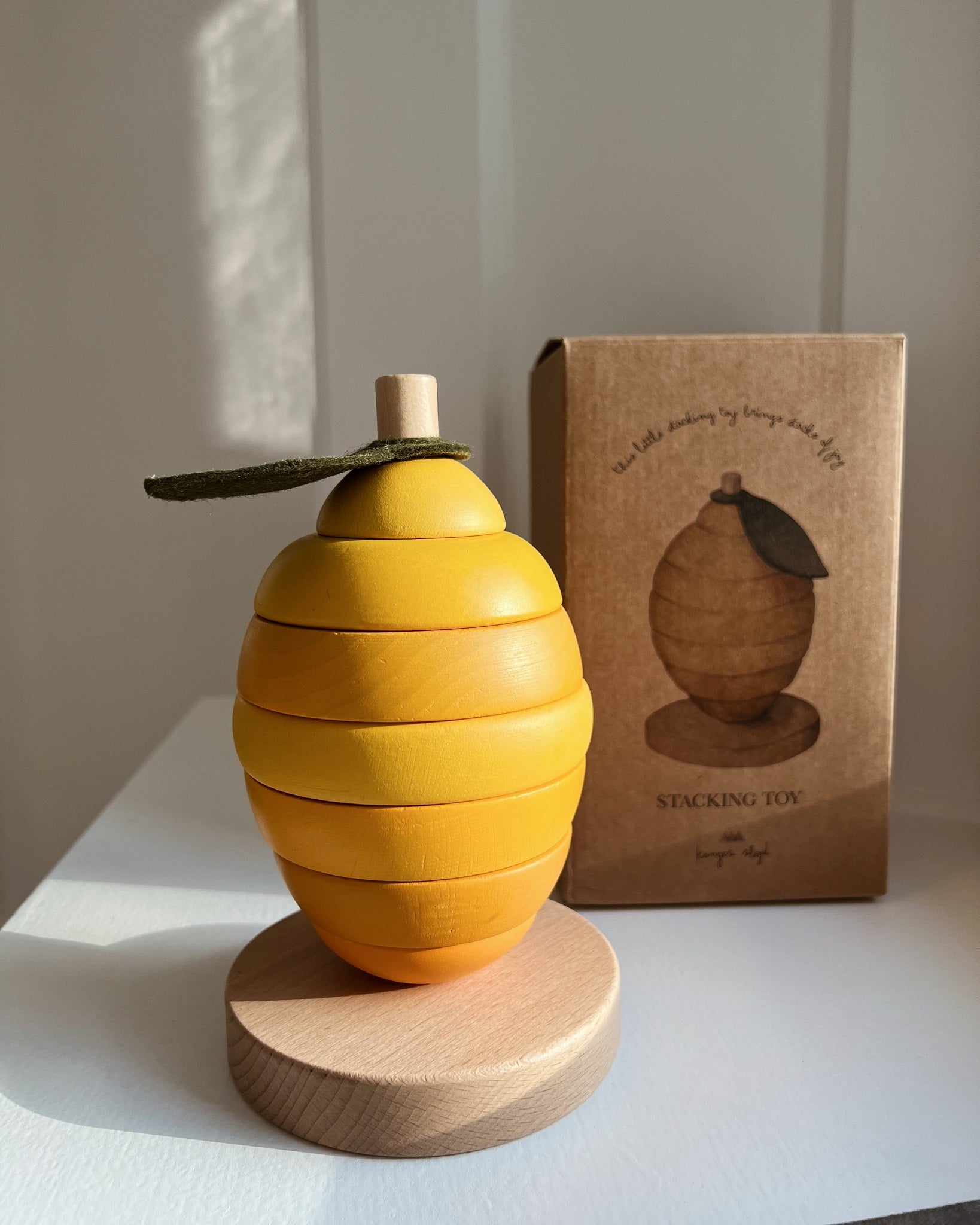 Wooden Lemon Stacker