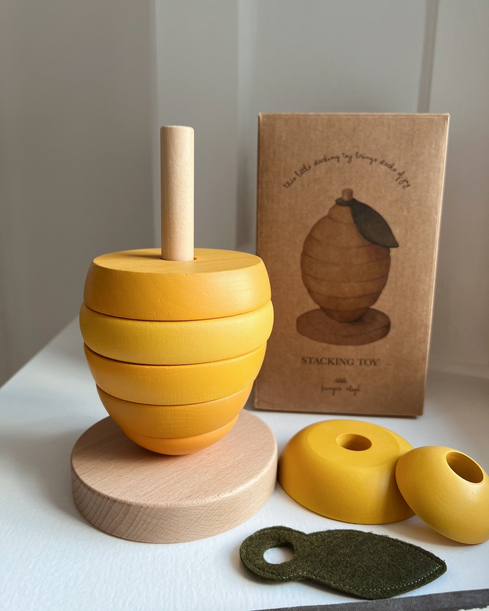 Wooden Lemon Stacker
