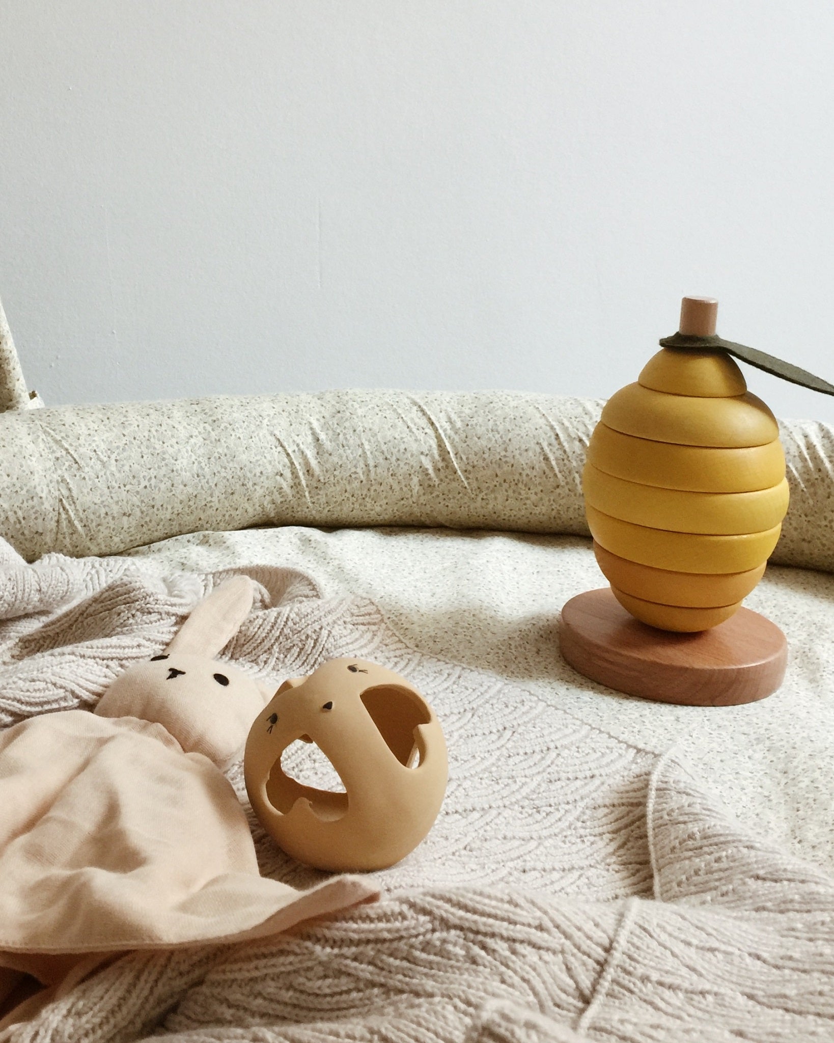 Wooden Lemon Stacker