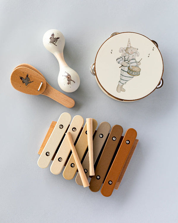 Five-piece wooden original music set with tambourine, castanet, maraca, xylophone and storage box