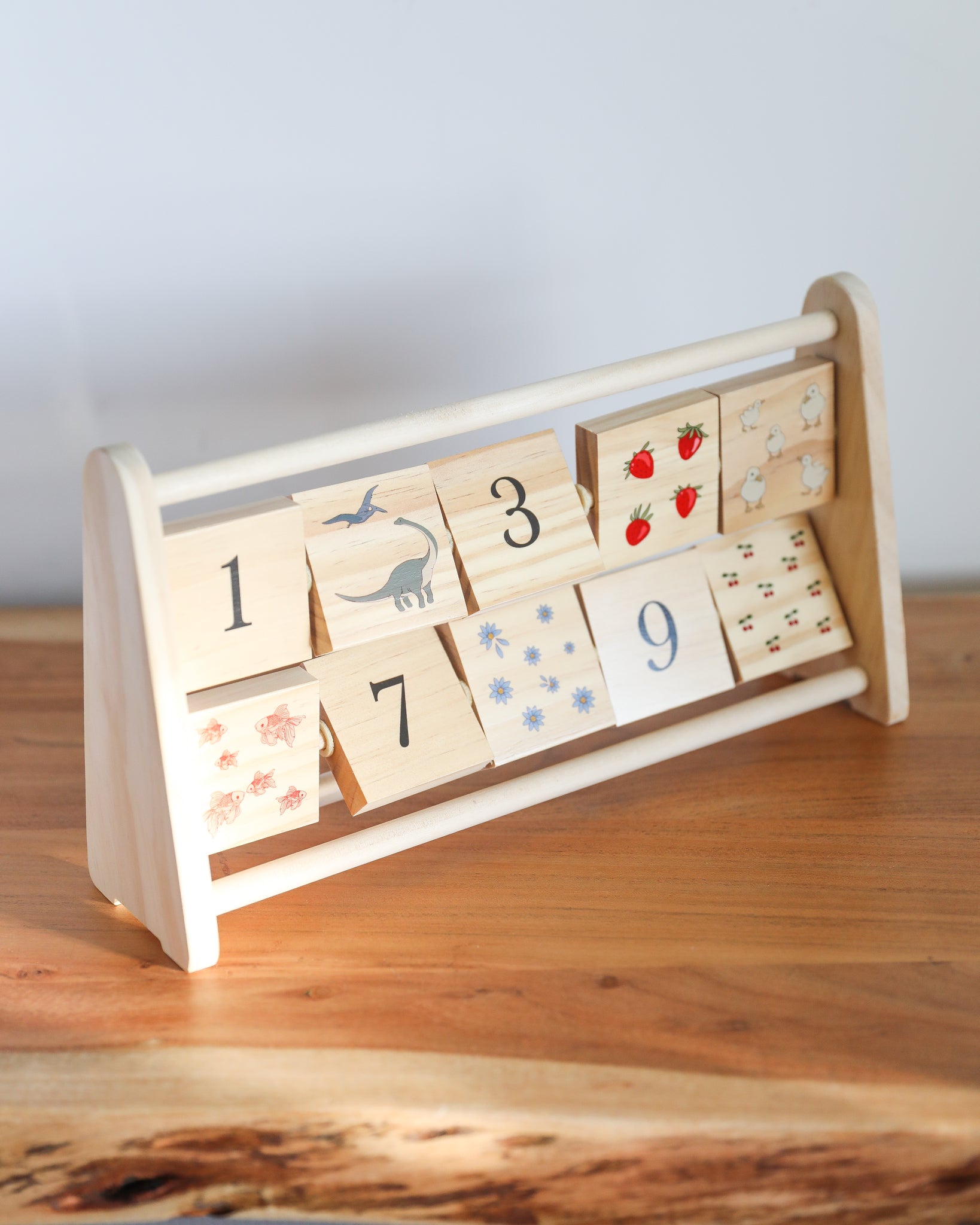Wooden Counting Numbers Frame